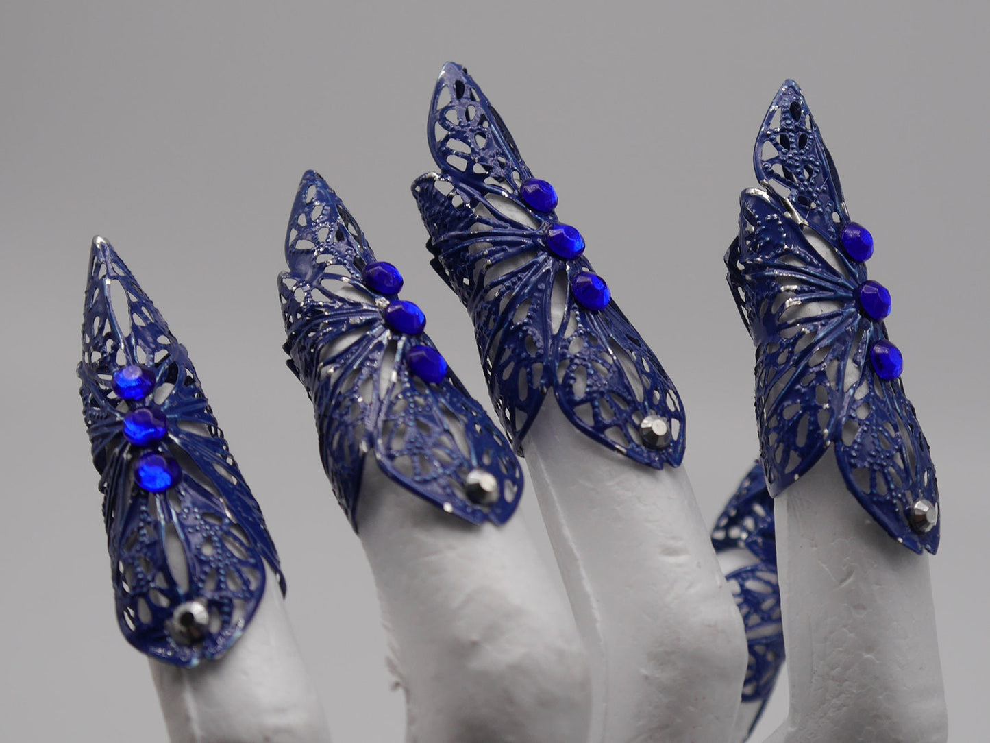 5pc blue silver crackle nails ~ Elb ~ Elfe ~ Fantasy ~ Filigree Claws ~ armor ring ~ gothic ~ jewels or finger tips