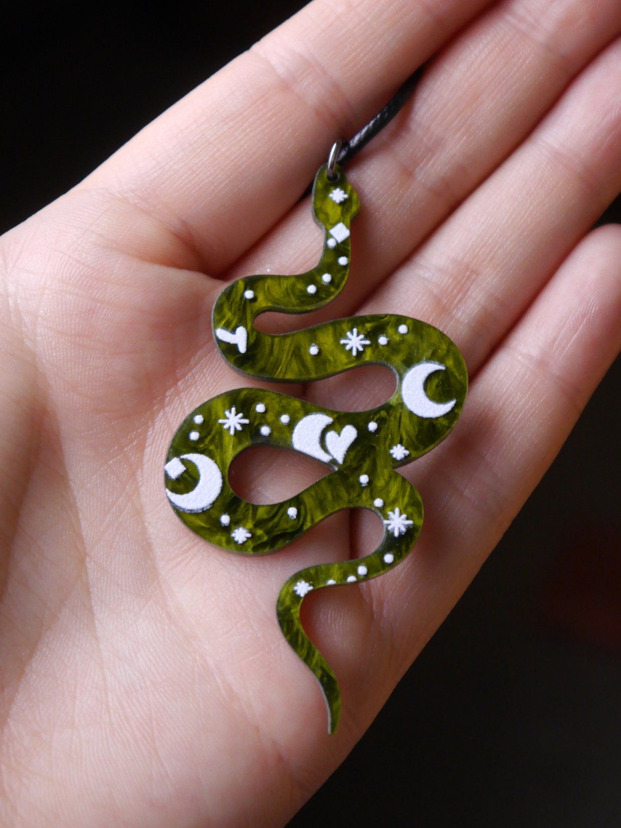 Schlange Kette ~ green snake witch Necklace ~ Fantasy ~ gothic ~ goth ~ Moon ~ Stars ~ Resin ~ Geschenk ~ Mond ~ wicca