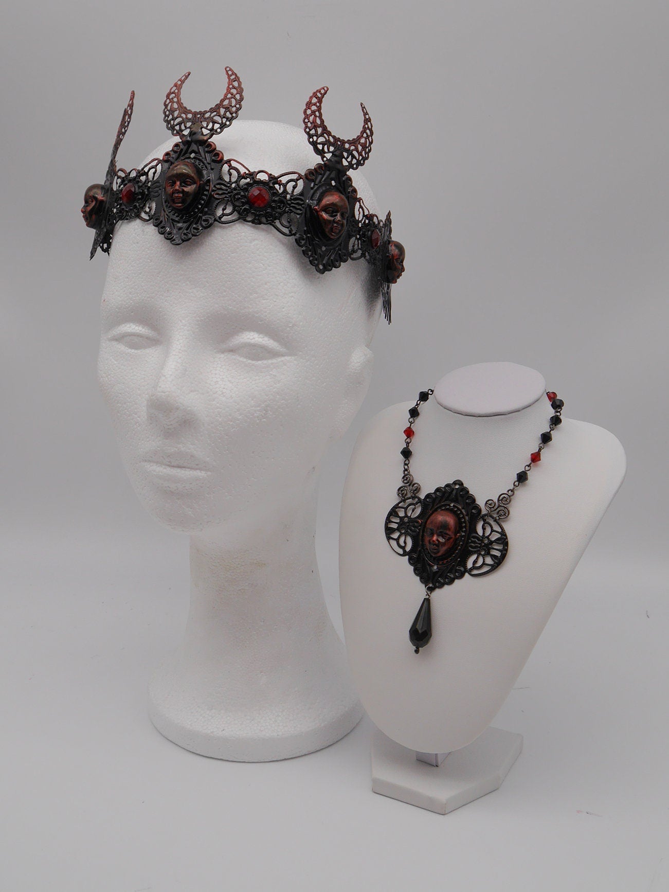 dark blood Vampir Crown ~ black Moon children Headdress ~ gothic Headpiece