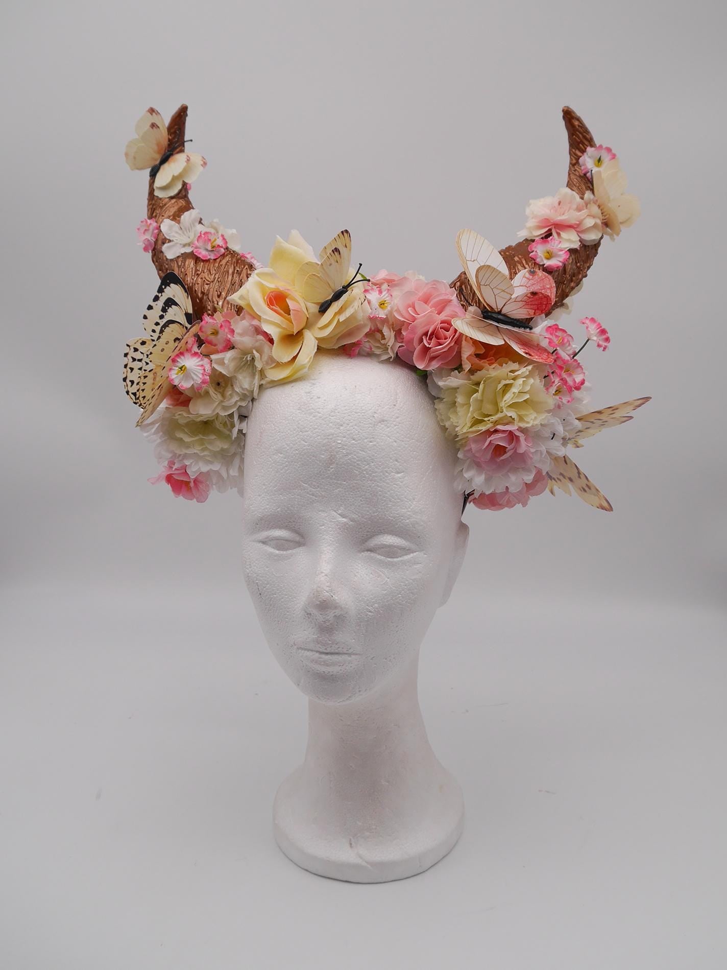 Spring Flower Faun Headdress ~ rose butterfly ~ fantasy Horns ~ Elfen ~ Feen ~ faun Headpiece ~ Schmetterling ~ Kopfschmuck ~ Wald ~ Fee