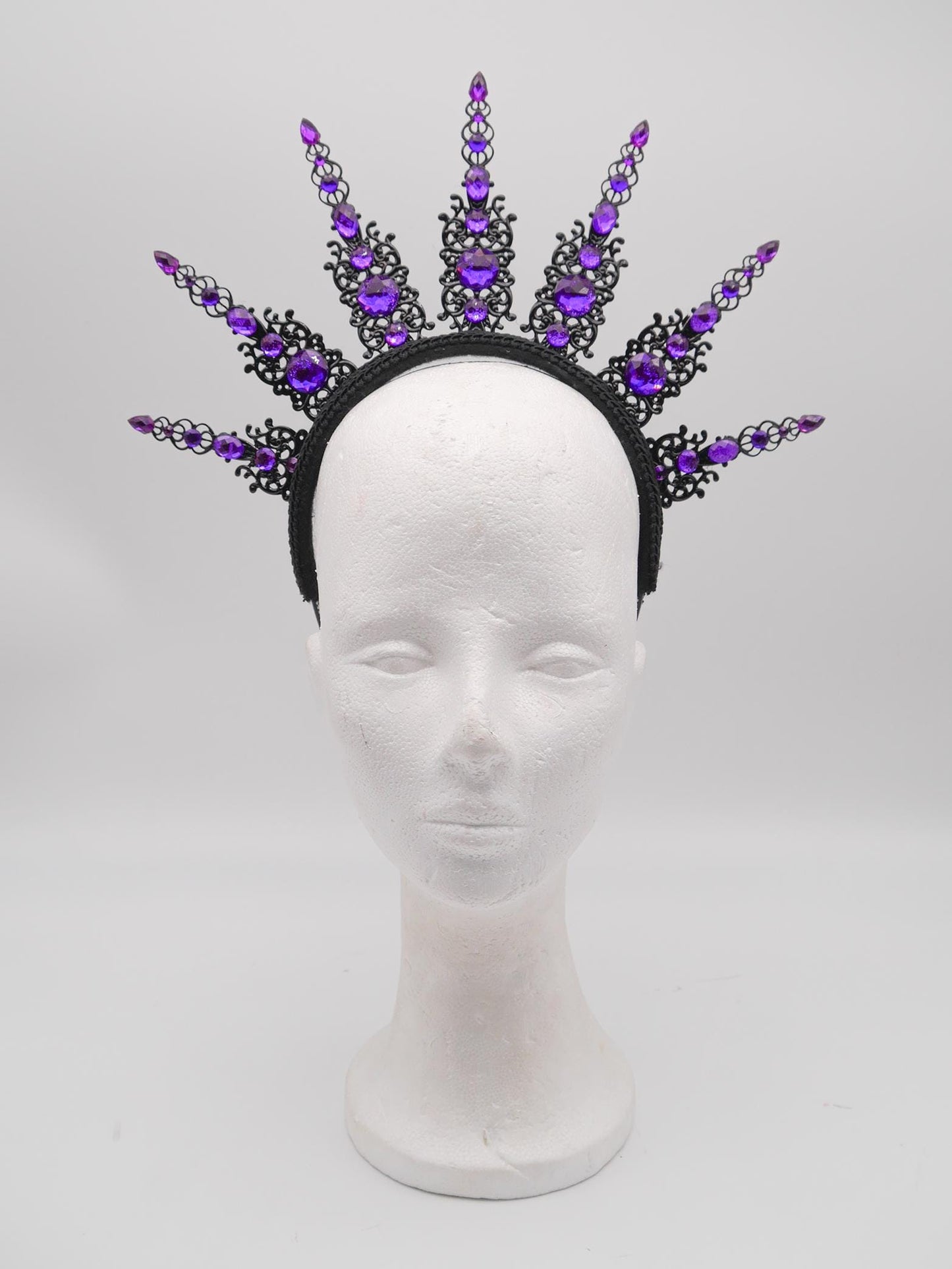 Royal Crown ~ black Royal Metal halo ~ vampir ~ Krone ~ Kranz ~ Kopfschmuc ~ Headdress ~ Heiligenschein ~ gothic ~ goth