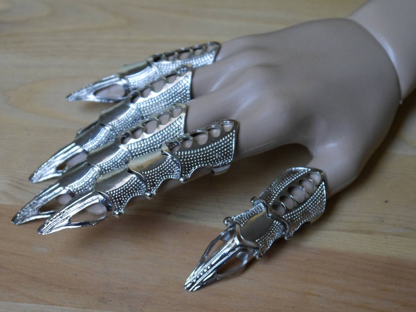 1pc or 5pc silber gold black Dragon Claws Nails