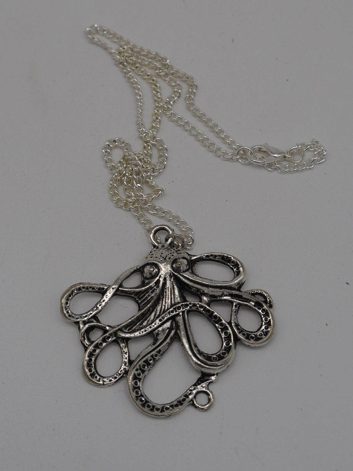 Oktopus ~ Tintenfisch ~ Krake Kette ~ Halskette ~ Anhänger ~ Meerestier ~ silber ~ Bronze ~ XL