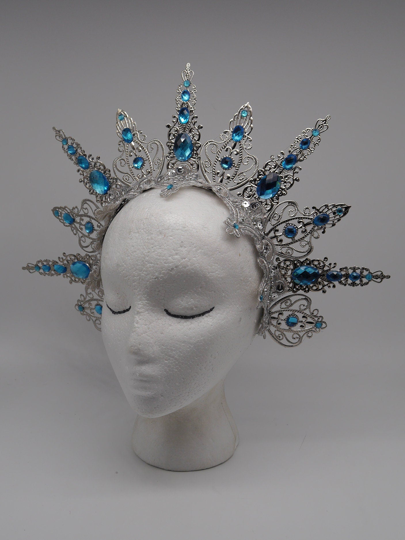 silver blue ice shine Halo - winter dream headpiece - Royal gloriole - crown - Krone - Kranz - Heiligenschein - fantasy Headdress - Fee