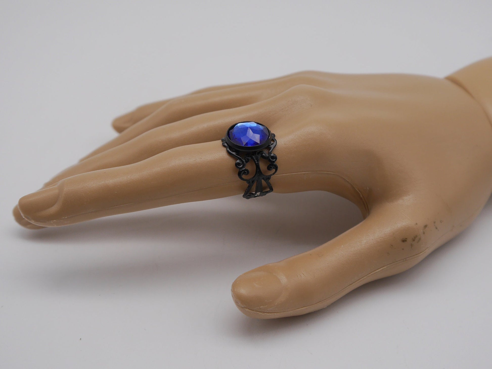 Adjustable Gothic Ring ~ Goth ~ vampir ~ wicha ~ witch ~ rings ~ jewellery ~ Vintage ~ Filigree