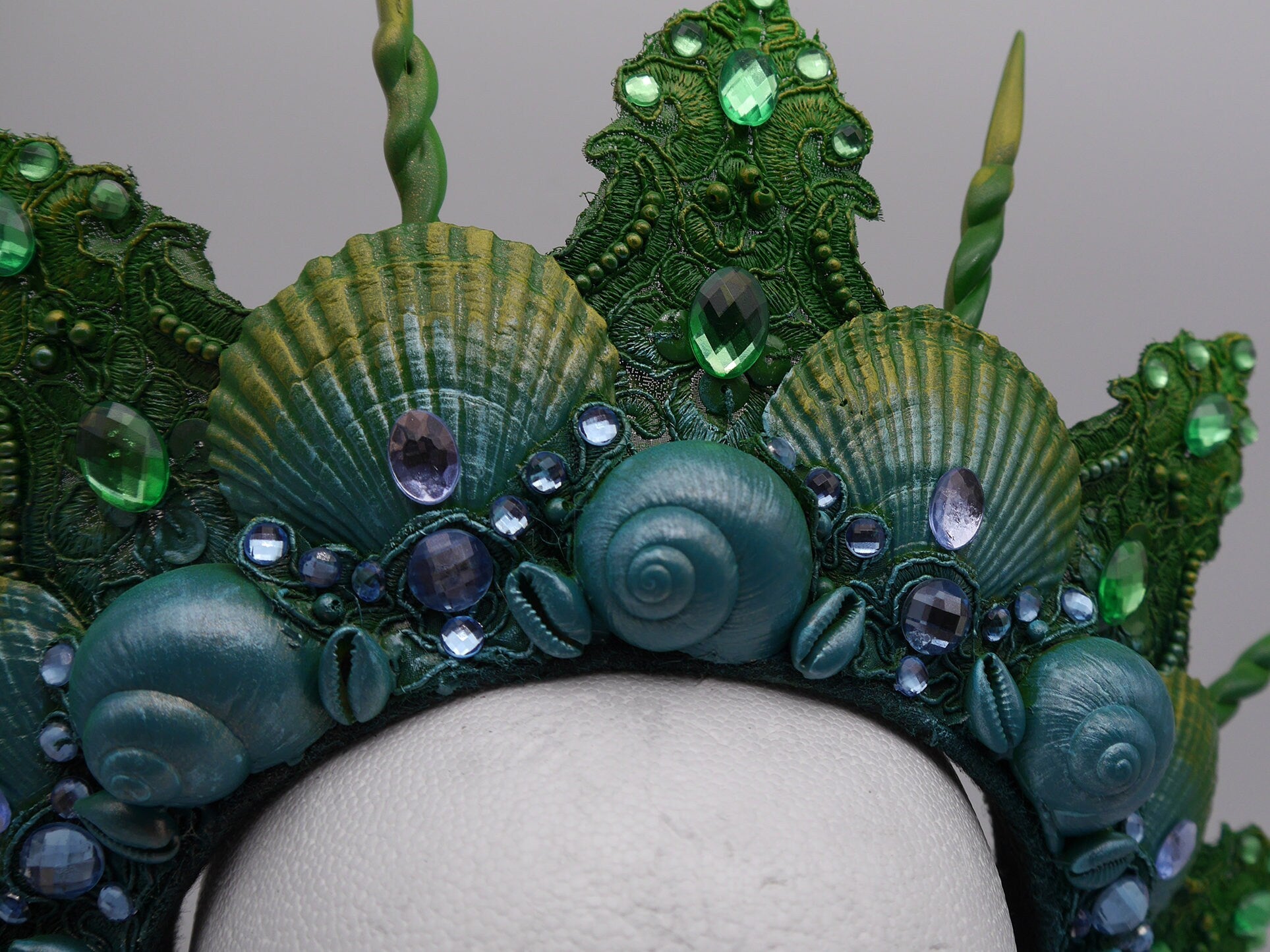 green blue mermaid crown ~ Meerjungfrau Krone ~ Königin ~ Kopfschmuck ~ Sirene ~ Shell ~ Muschlekrone