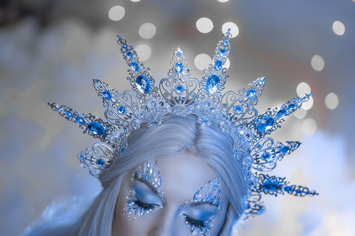 silver blue ice shine Halo - winter dream headpiece - Royal gloriole - crown - Krone - Kranz - Heiligenschein - fantasy Headdress - Fee