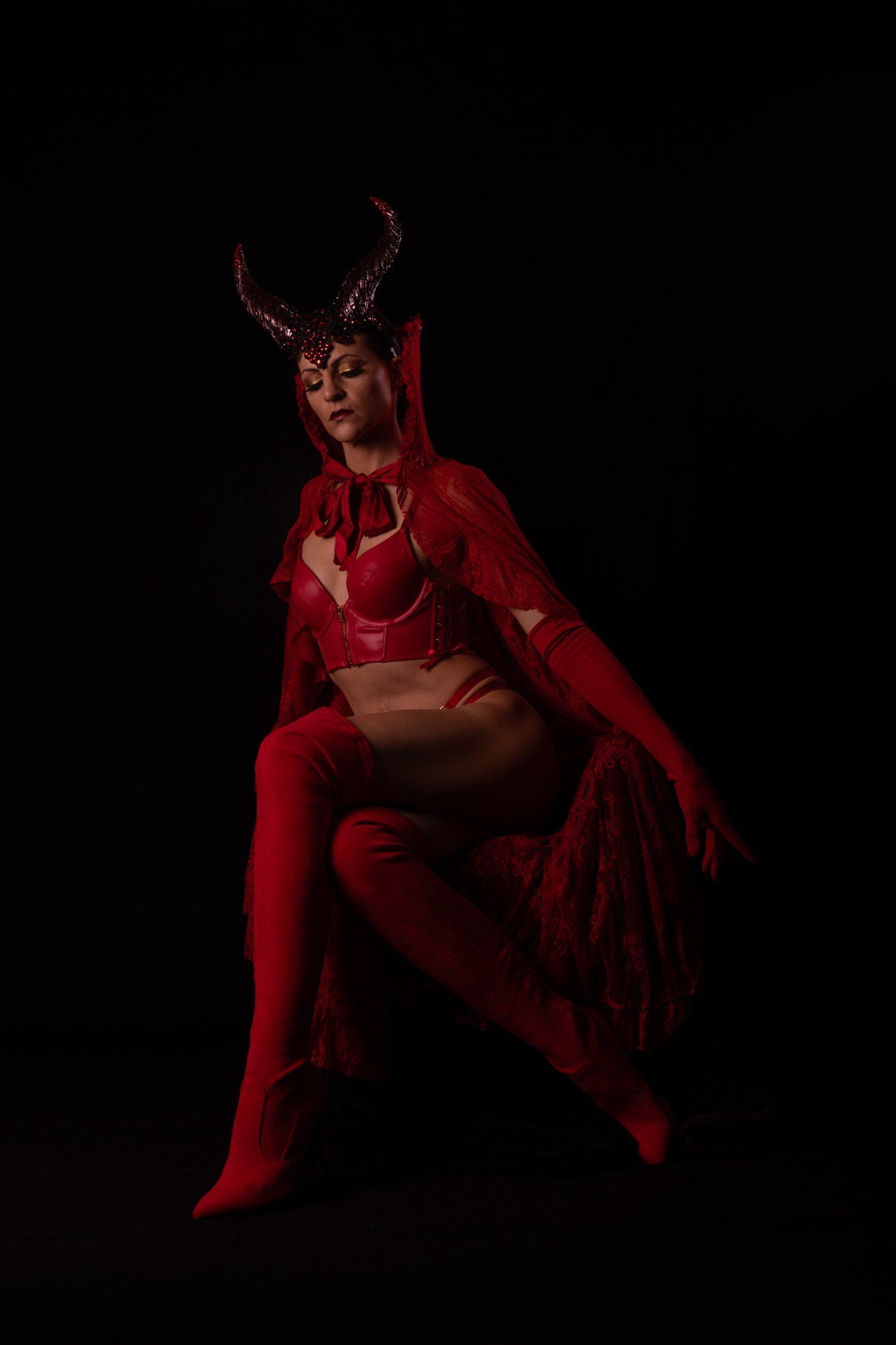 red glamour maleficent Headdress ~ Gothic headpiece ~ Kopfschmuck
