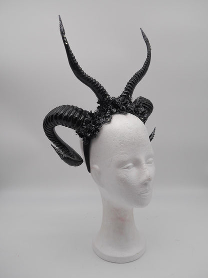 dragon goddess ~ gothic Hörner ~ Fantasy ~ Kopfschmuck ~ Dämon ~ Hexe ~ Festival ~ occult ~ wicca ~ Maleficent - double horns