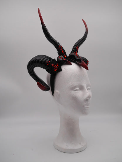 bloody Raven douple Horns ~ gothic Hörner ~ Fantasy ~ Kopfschmuck ~ Dämon ~ Hexe ~ Festival ~ occult ~ wicca ~ Maleficent - double horns