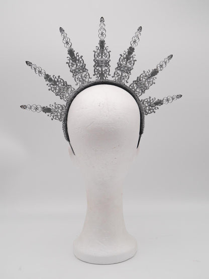 Royal Crown ~ black Royal Metal halo ~ vampir ~ Krone ~ Kranz ~ Kopfschmuc ~ Headdress ~ Heiligenschein ~ gothic ~ goth