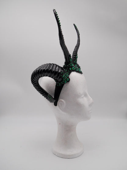 Double Horns – Emerald Noir Collection ~ gothic Hörner ~ Fantasy ~ Kopfschmuck ~ Dämon ~ Hexe ~ Festival ~ occult ~ wicca ~ Maleficent