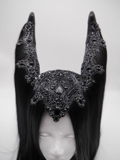 black maleficent Headdress ~ Gothic headpiece ~ Kopfschmuck