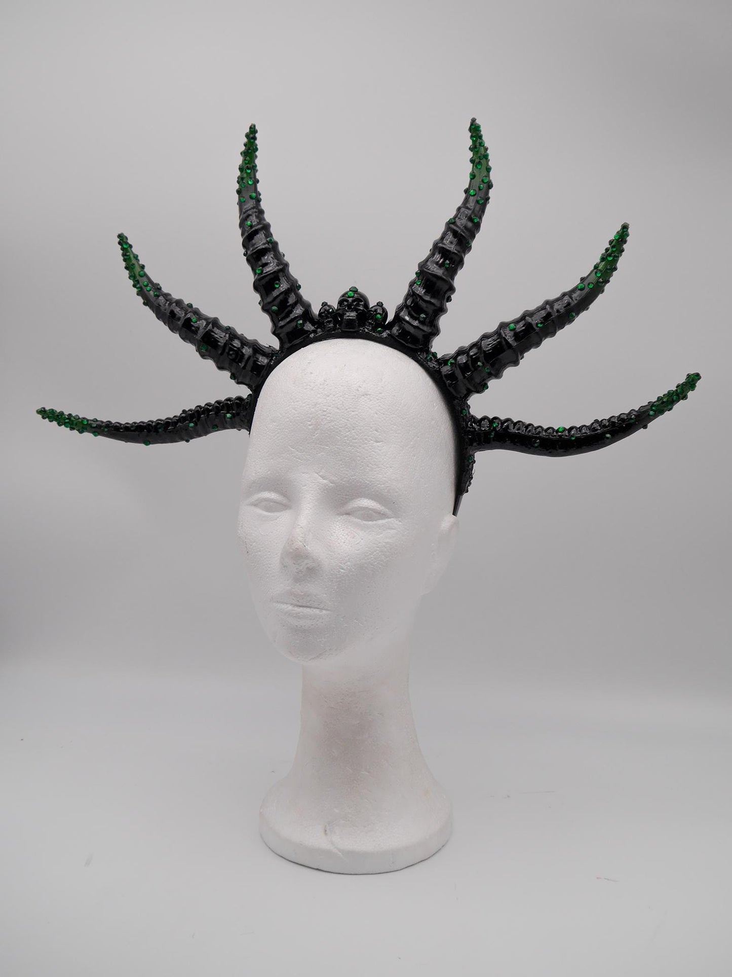 Multi Horns – Emerald Noir Collection ~ gothic Hörner ~ Fantasy ~ Kopfschmuck ~ Dämon ~ Hexe ~ Festival ~ occult ~ wicca ~ Maleficent