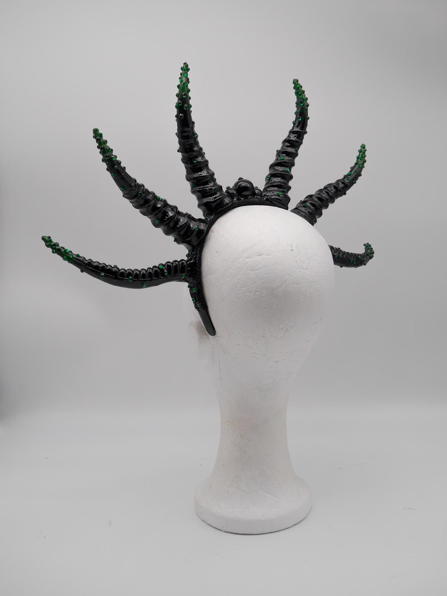 Multi Horns – Emerald Noir Collection ~ gothic Hörner ~ Fantasy ~ Kopfschmuck ~ Dämon ~ Hexe ~ Festival ~ occult ~ wicca ~ Maleficent