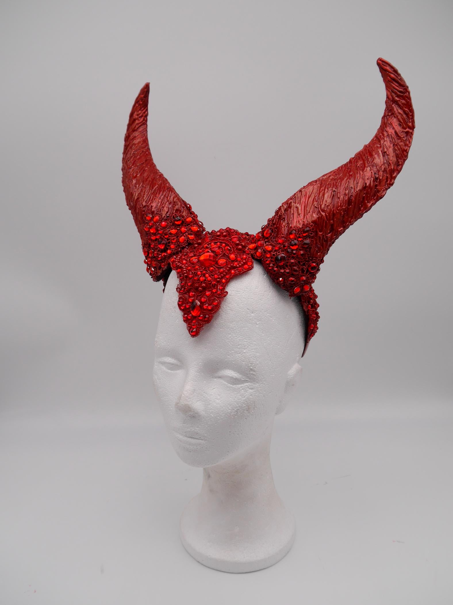 red glamour maleficent Headdress ~ Gothic headpiece ~ Kopfschmuck