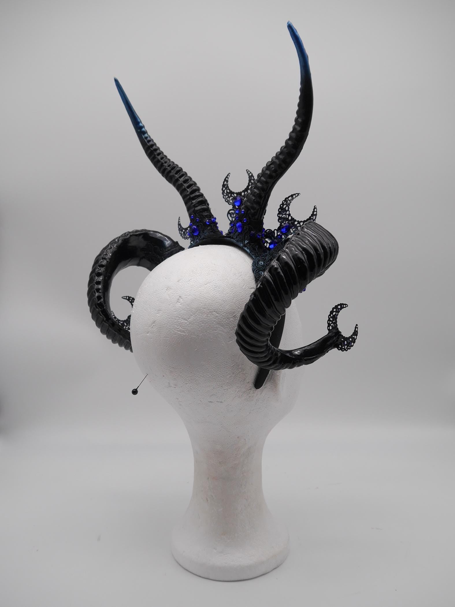 Nyx douple Horns ~ gothic Hörner ~ Fantasy ~ Kopfschmuck ~ Moon ~ Hexe ~ Festival ~ occult ~ wicca ~ Maleficent - double horns