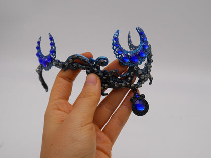 Nyx Tiara ~ Dark moon ~ Gothic Kopfschmuck ~ Goth ~ Mystischer Haarschmuck