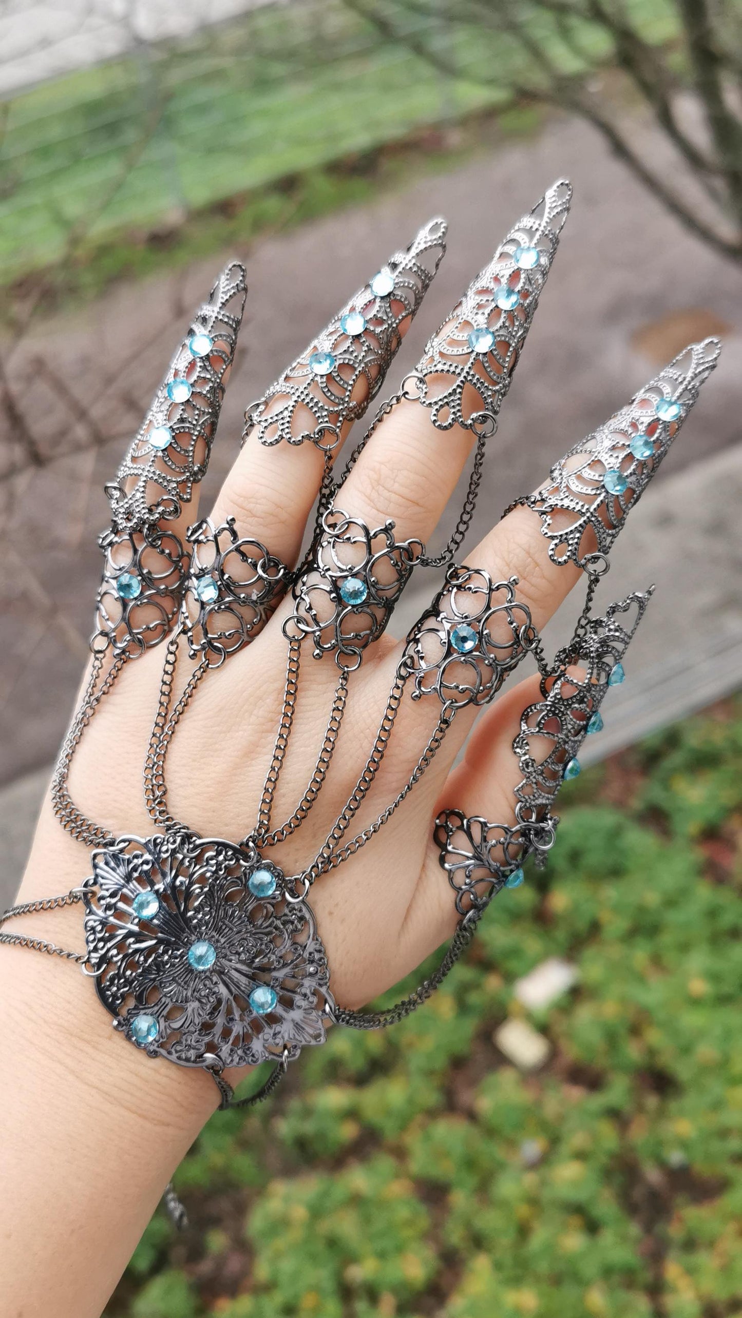 silver Filigree Claws Nails (1pc = 1 Full Hand Piece)