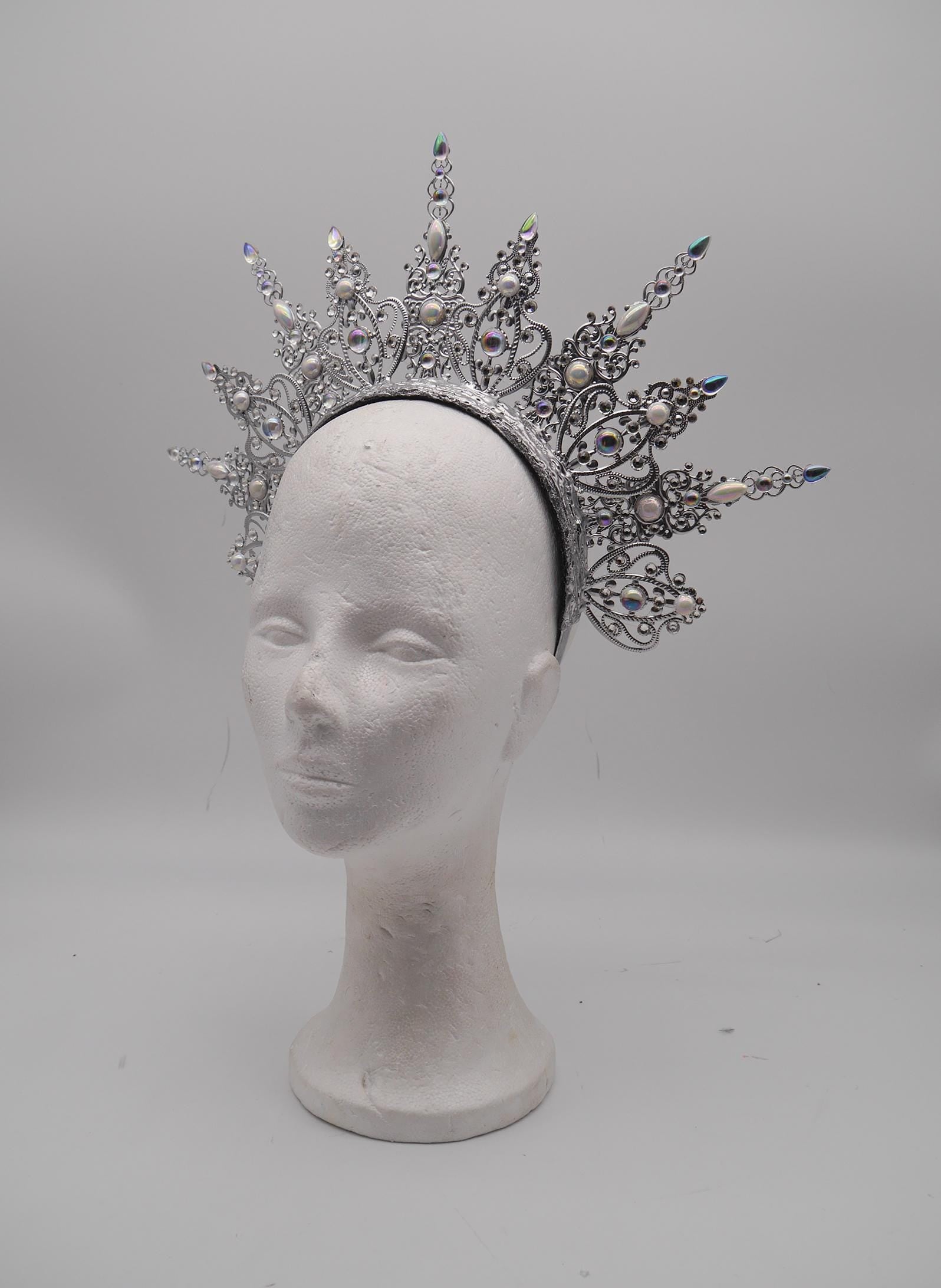 frozen Light Halo - Crown ~ winter Royal Metal halo ~ Krone ~ Kranz ~ Kopfschmuck ~ Headdress ~ Heiligenschein ~ gothic ~ goth
