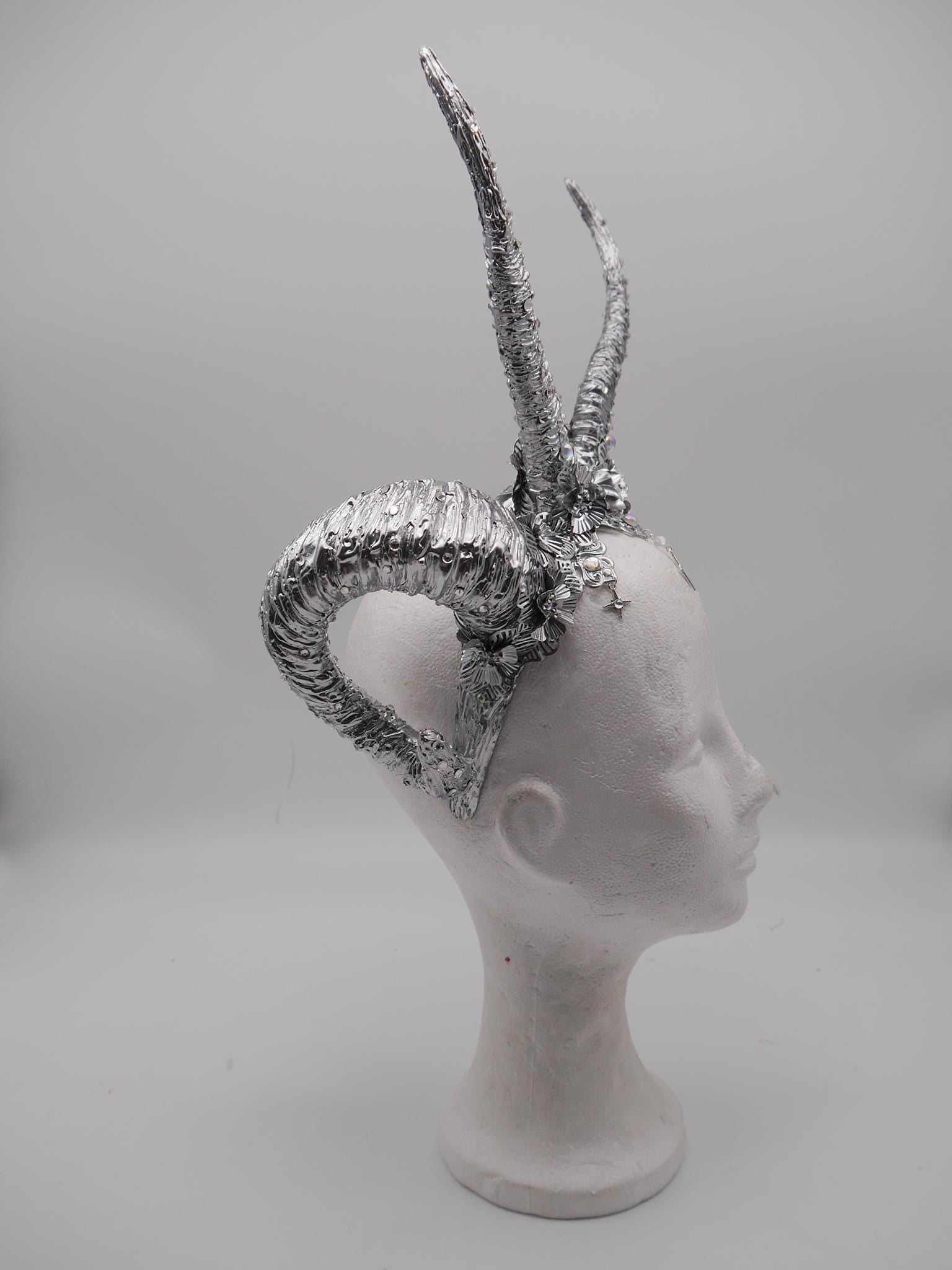 frozen Light dragon Horns ~ winter goddess ~ Ice Gothic Hörner ~ Fantasy ~ Kopfschmuck ~ Dämon ~ Hexe ~ Festival ~ Maleficent - double horns