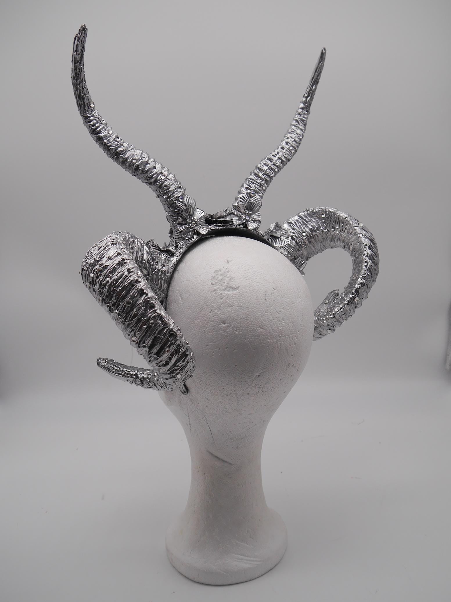 frozen Light dragon Horns ~ winter goddess ~ Ice Gothic Hörner ~ Fantasy ~ Kopfschmuck ~ Dämon ~ Hexe ~ Festival ~ Maleficent - double horns