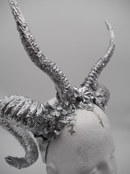 frozen Light dragon Horns ~ winter goddess ~ Ice Gothic Hörner ~ Fantasy ~ Kopfschmuck ~ Dämon ~ Hexe ~ Festival ~ Maleficent - double horns