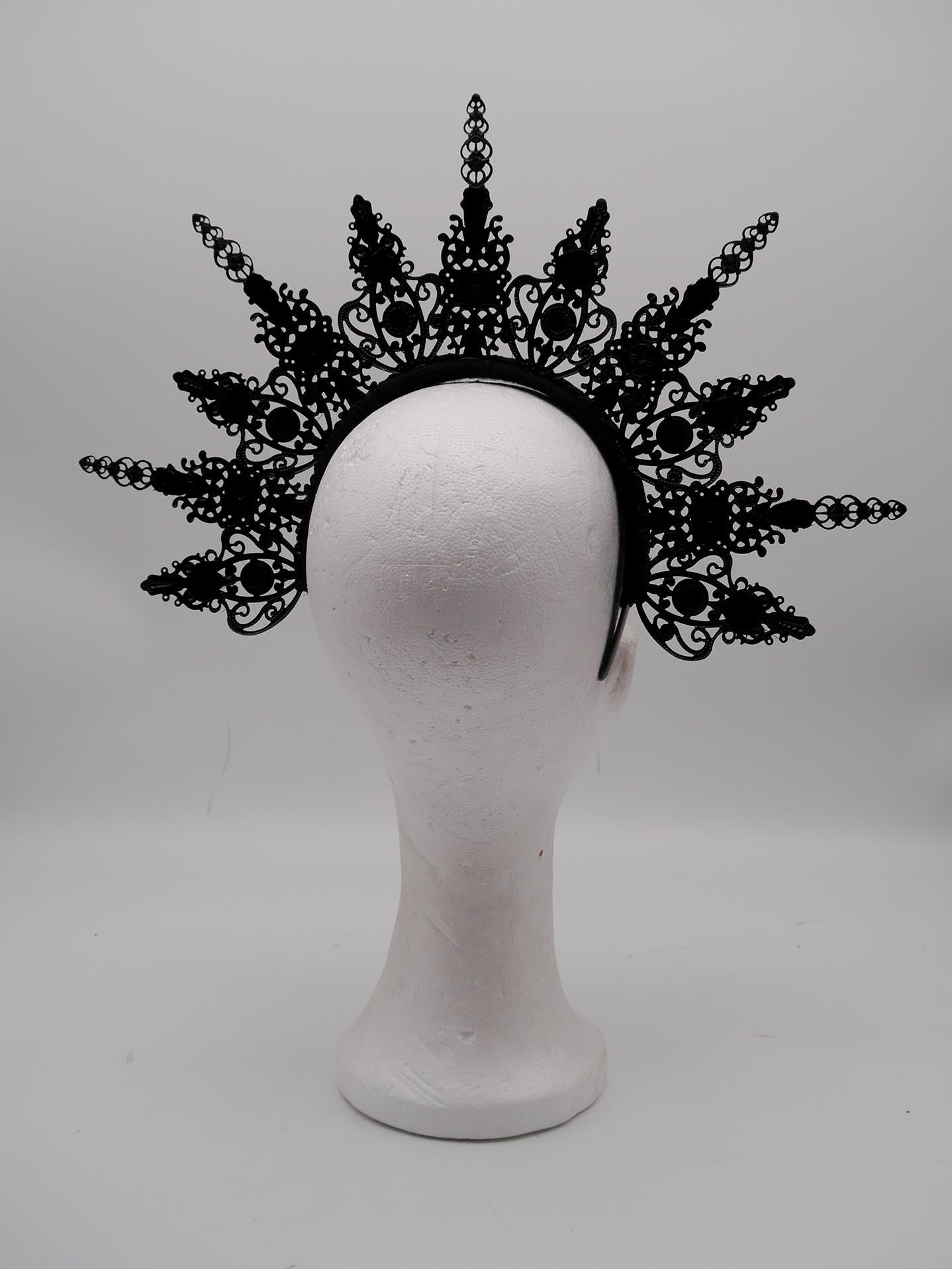 Dark brown gothic Halo - Crown ~ witchy Royal Metal halo ~ Krone ~ Kranz ~ Kopfschmuck ~ Headdress ~ Heiligenschein ~ goth