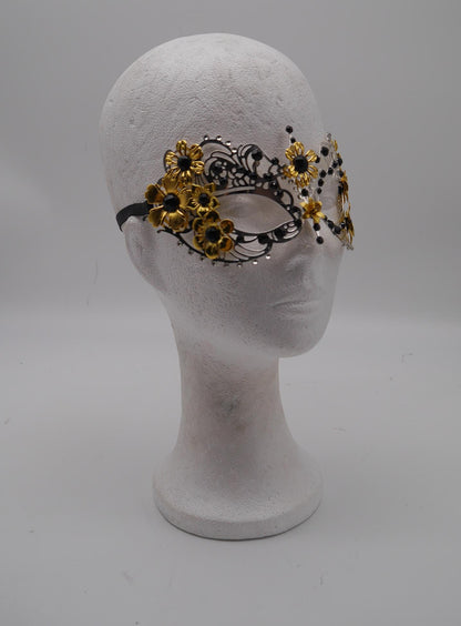 Handmade Victorian Mask – Filigree Metal Masquerade Mask (Bridgerton-Inspired) Gothic Filigree Masquerade