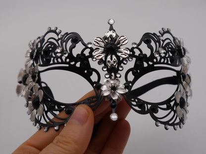 Handmade Victorian Mask – Filigree Metal Masquerade Mask (Bridgerton-Inspired) Gothic Filigree Masquerade