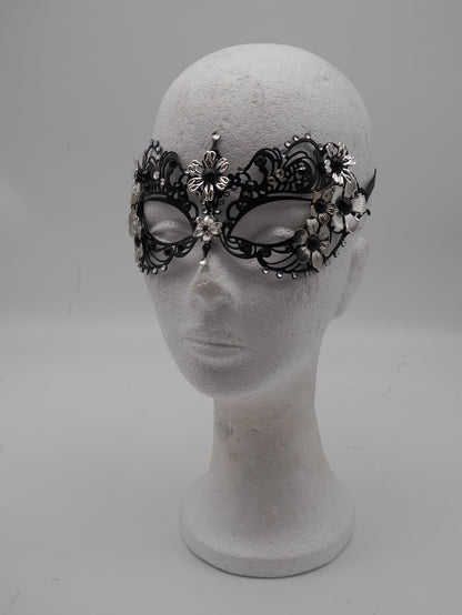 Handmade Victorian Mask – Filigree Metal Masquerade Mask (Bridgerton-Inspired) Gothic Filigree Masquerade