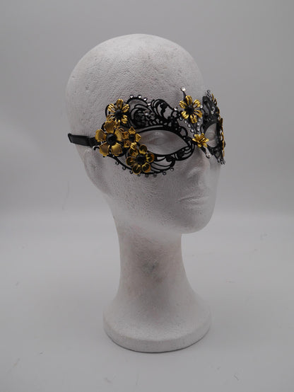 Handmade Victorian Mask – Filigree Metal Masquerade Mask (Bridgerton-Inspired) Gothic Filigree Masquerade