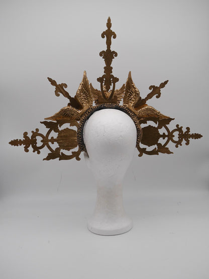 Seraphim Aurelion – Crown of Light