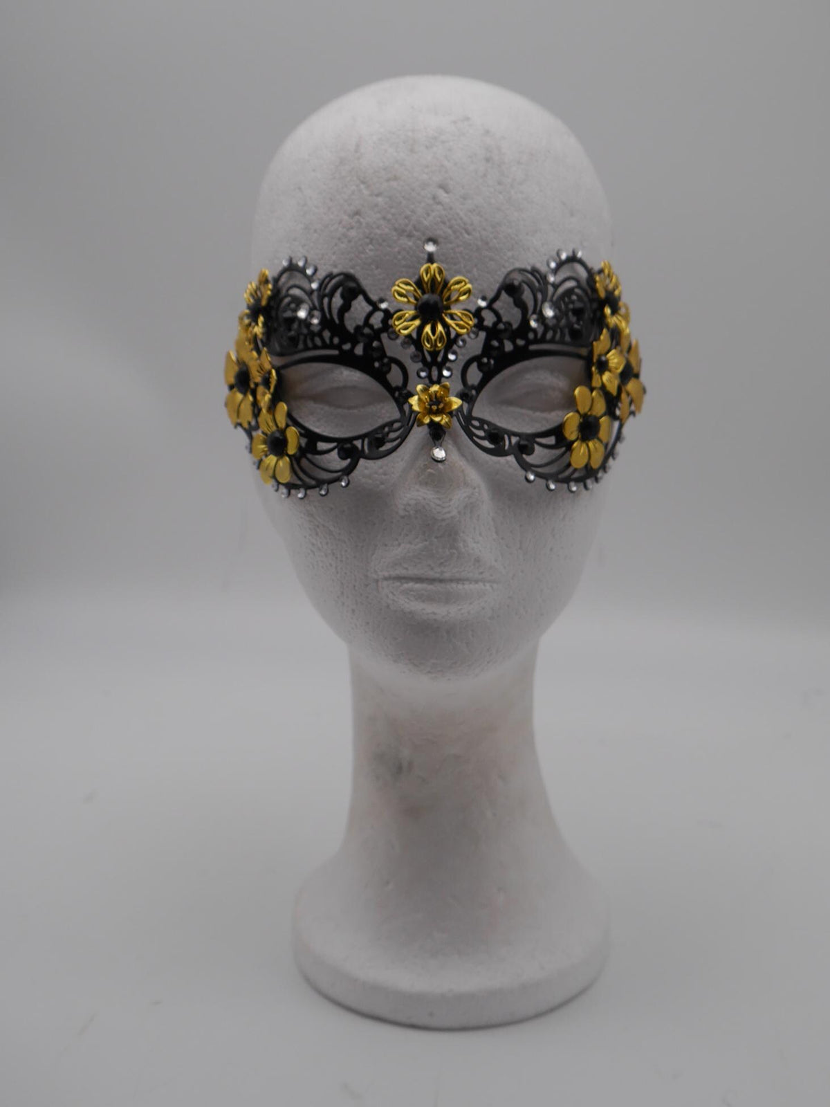 Handmade Victorian Mask – Filigree Metal Masquerade Mask (Bridgerton-Inspired) Gothic Filigree Masquerade