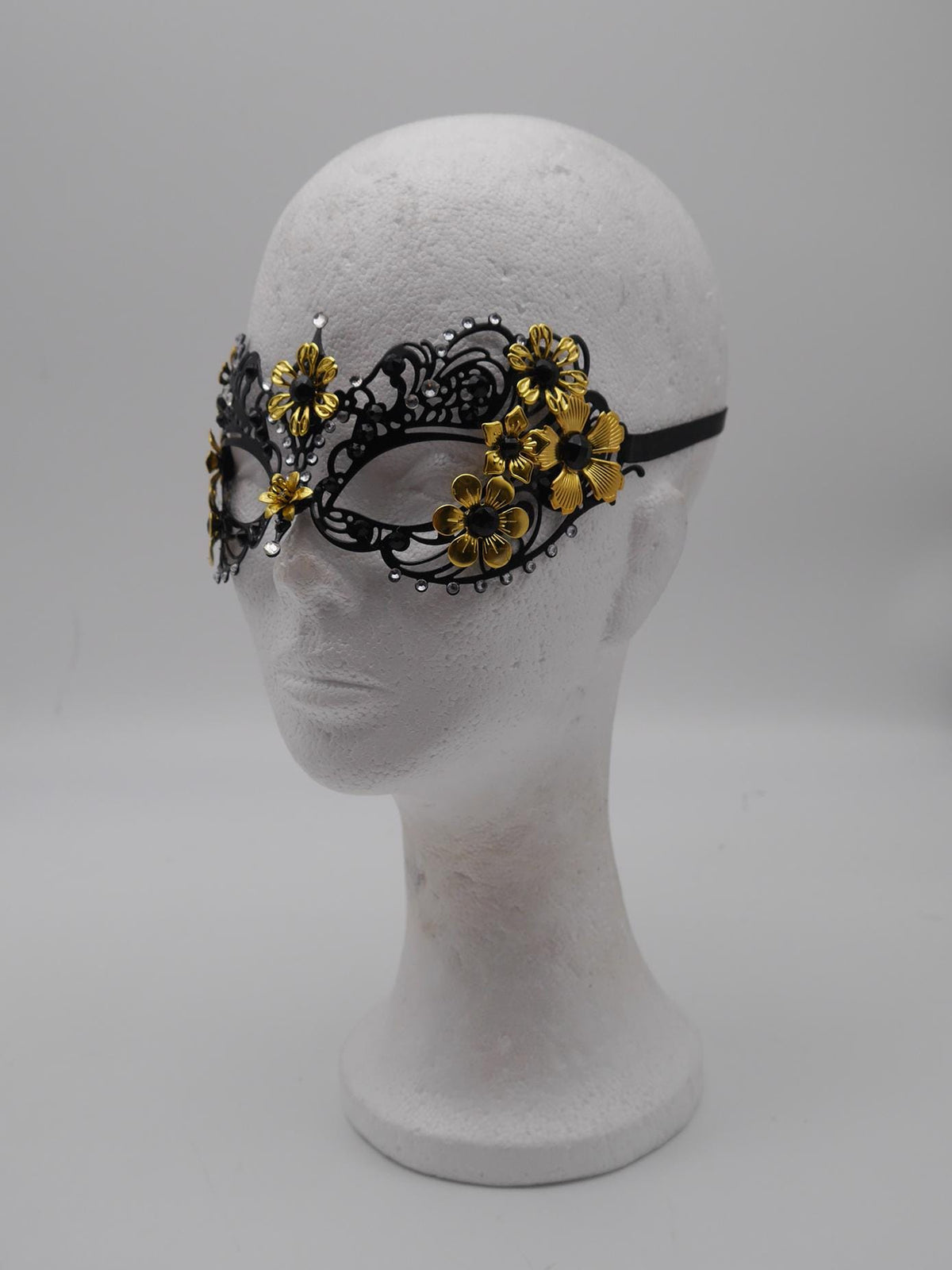 Handmade Victorian Mask – Filigree Metal Masquerade Mask (Bridgerton-Inspired) Gothic Filigree Masquerade