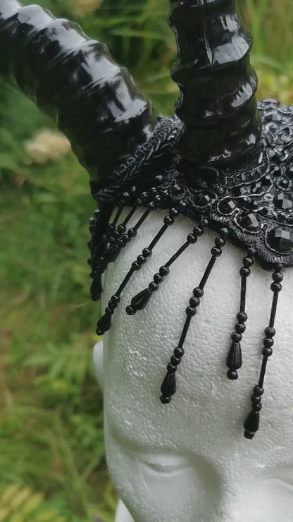Hellborn Headdress ~ Gothic headpiece ~ Kopfschmuck